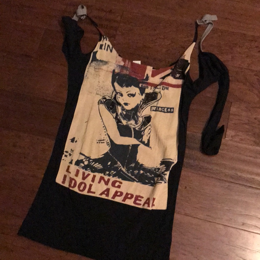 T-shirt